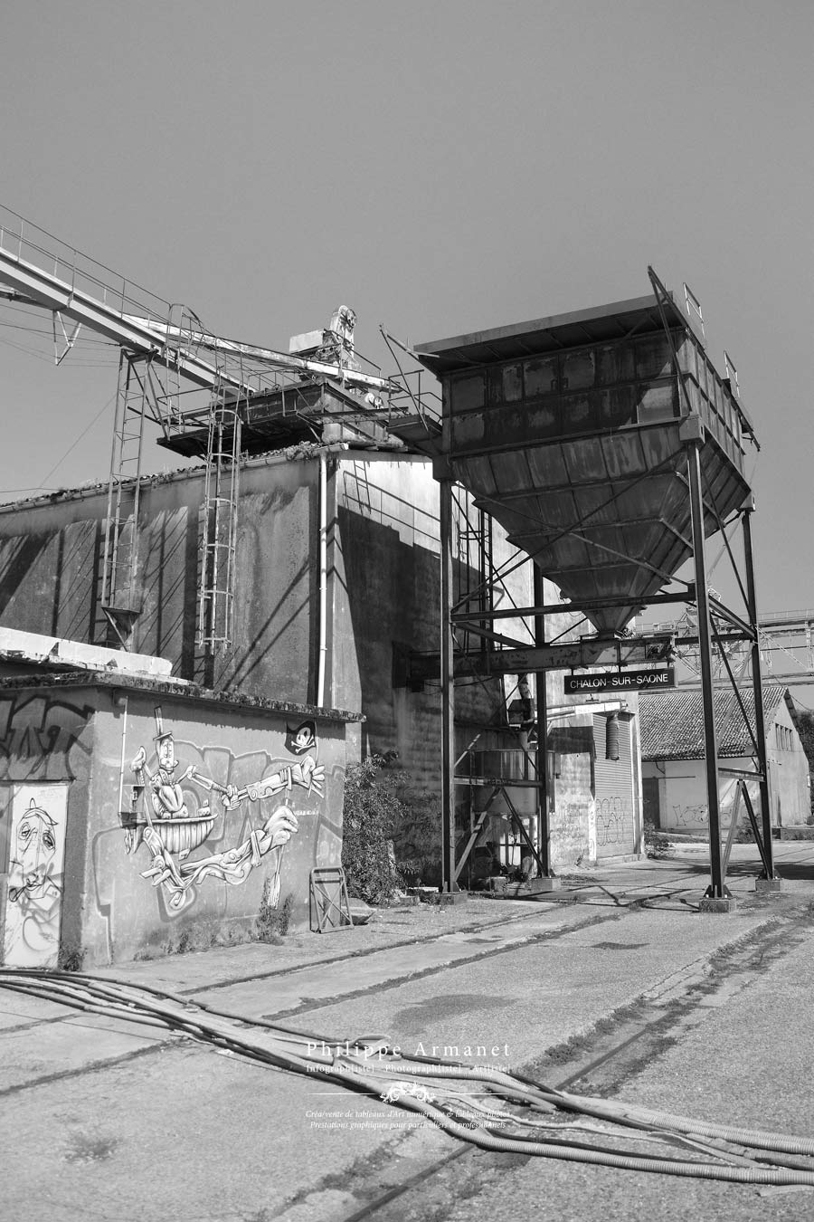 Friches industrielles de Chalon sur Saône, photographie noir et blanc en tirage limité
