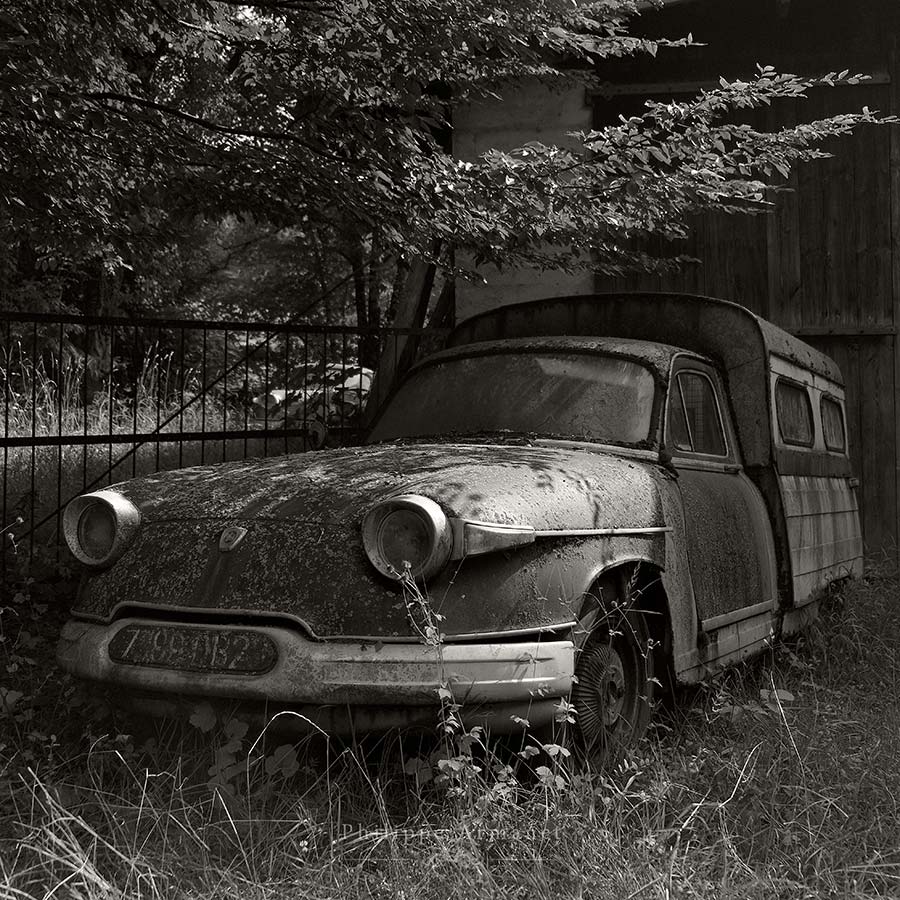Photo ancienne voiture format carré, Philippe Armanet