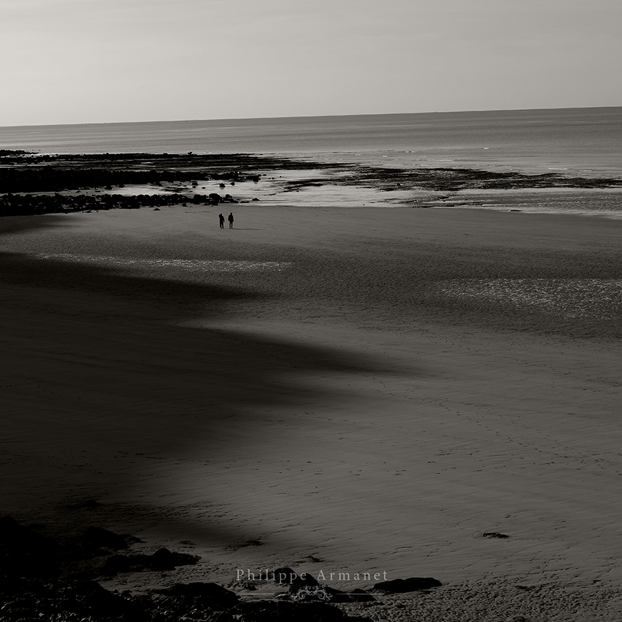 Photo de plage, marée basse en noir et blanc, Philippe Armanet